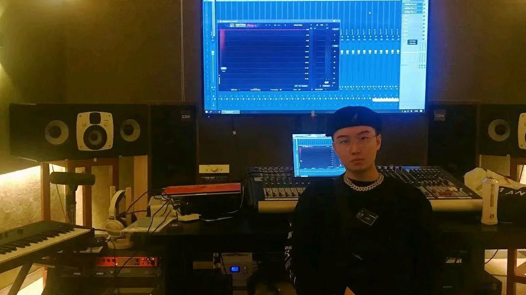 贴唱混音,用特殊方法让贴唱混音更靠近分轨质感,作品试听中依次为RNB,流行,说唱